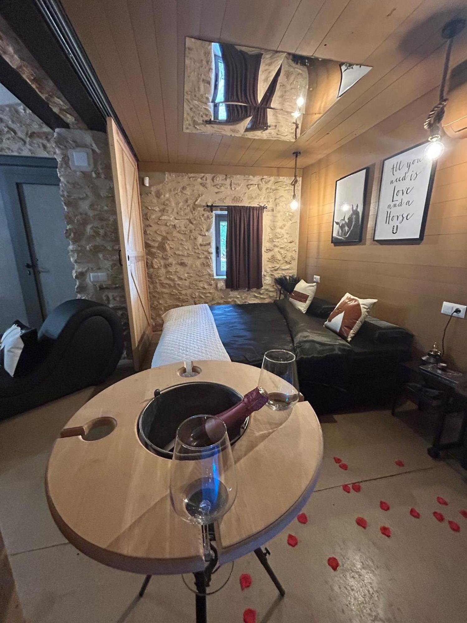 Mas Xalmes Villa Camarles ภายนอก รูปภาพ